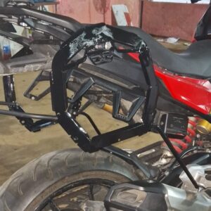 BMW F 900 GSA Saddle Stay