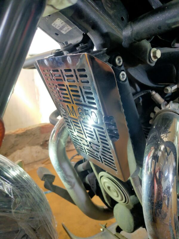 Chrome Radiator Guard for Super Meteor 650 - Royal Enfield - Image 3